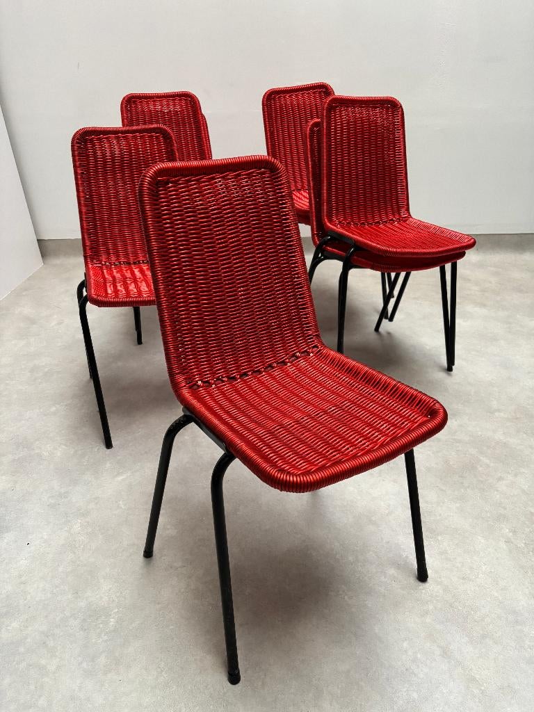 scoubidou stoelen, Huis en Inrichting, Stoelen, Ophalen, Gebruikt, Rood, Metaal