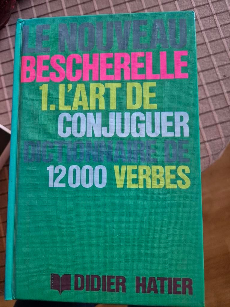 Bescherelle l´arr de conjuguer - 12000 verbes, Ophalen of Verzenden, Zo goed als nieuw