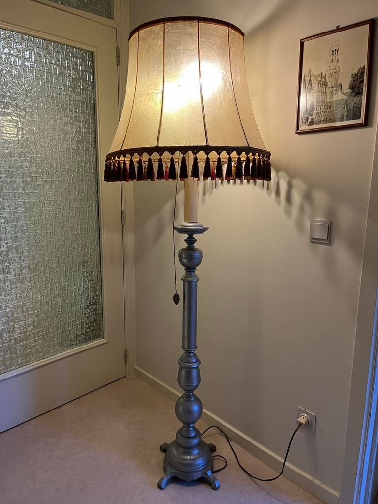 Oude staande lamp in tin, Ophalen, Gebruikt