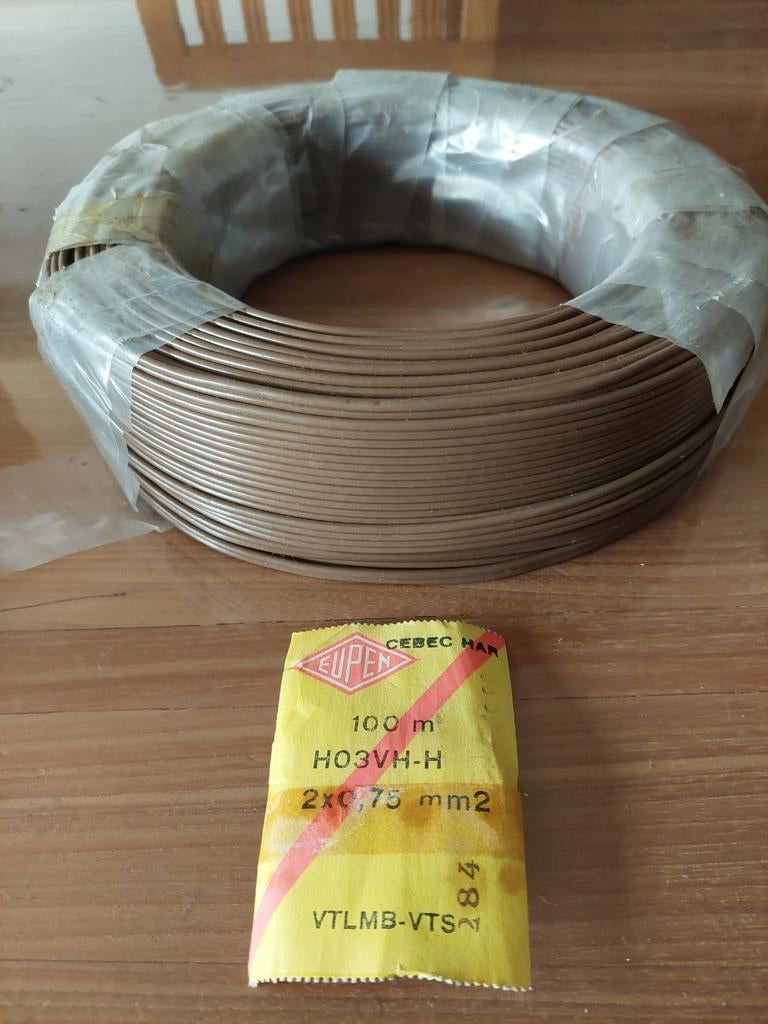 100lm,draad 2x 0,75mm, Doe-het-zelf en Bouw, Ophalen of Verzenden, Nieuw