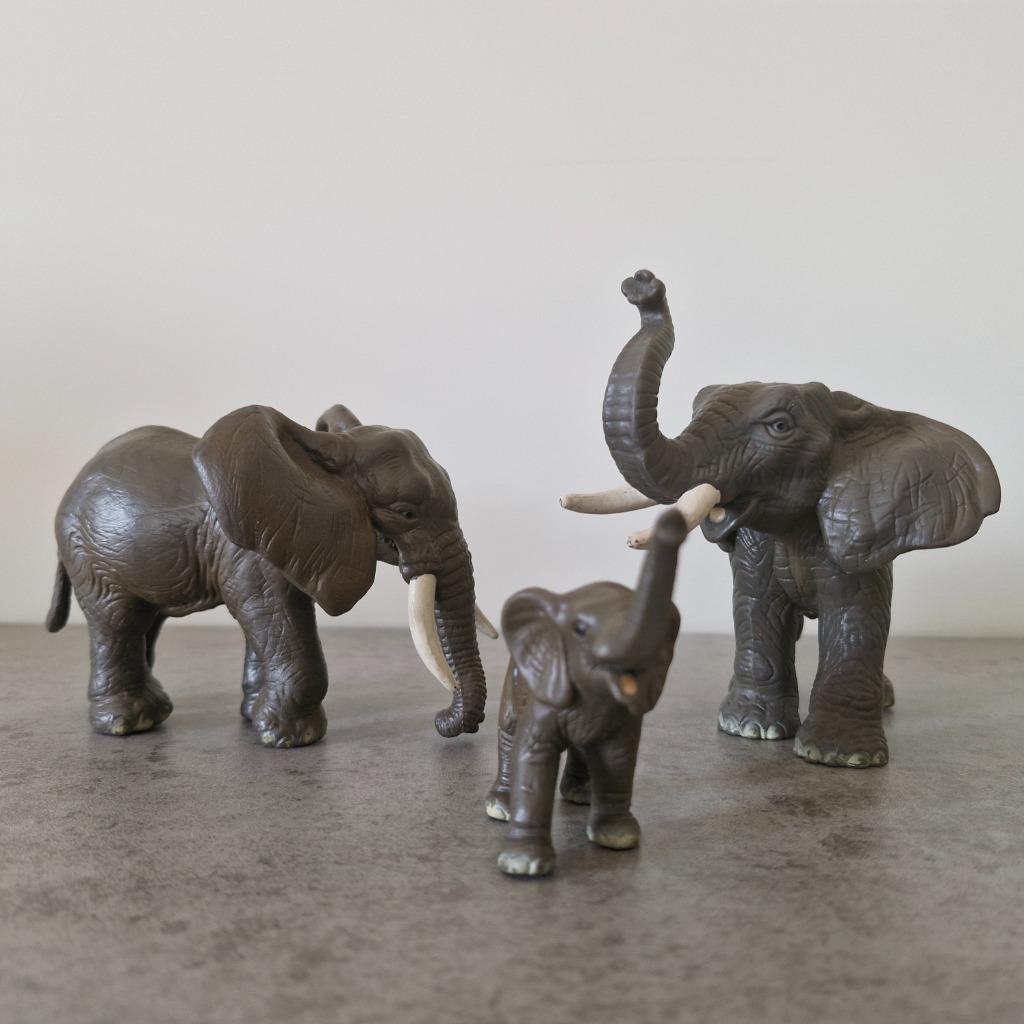 Famille d'éléphants Schleigh, Enlèvement ou Envoi, Utilisé