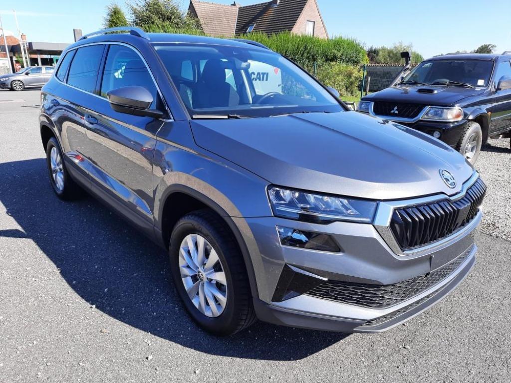Skoda Karoq 1.5 TSI, Autos, Skoda, Argent ou Gris, Achat, Entreprise, Boîte manuelle