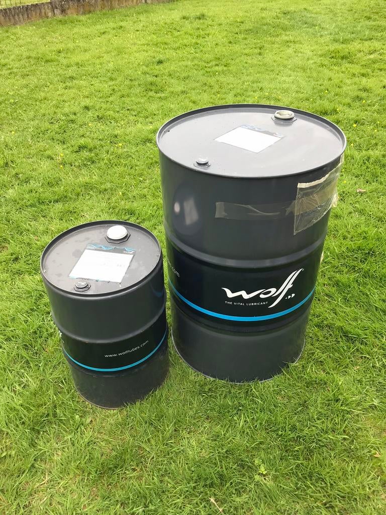 Verschillende olievaten ( 200 & 60l ), Tuin en Terras, Vuurkorven, Ophalen, Zo goed als nieuw