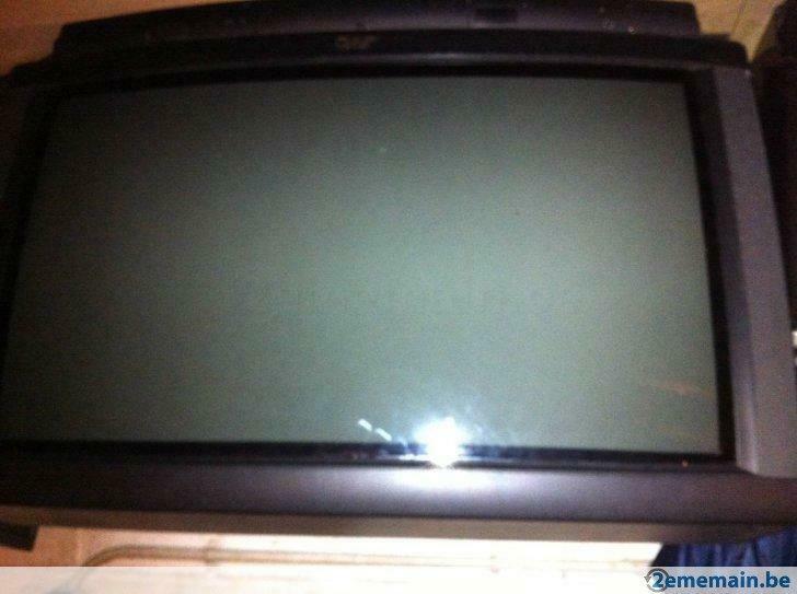 1 GRANDE télévision et  2 lecteurs dvd, Enlèvement ou Envoi, Utilisé