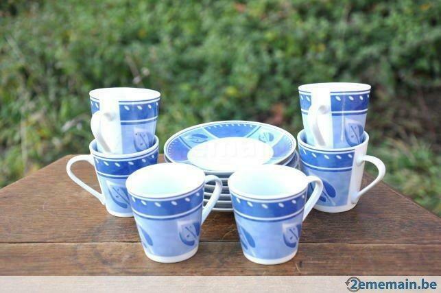 6 tasses moka avec sous tasse decor feuilles bleu, Enlèvement ou Envoi, Utilisé, Tasse(s) et/ou soucoupe(s)