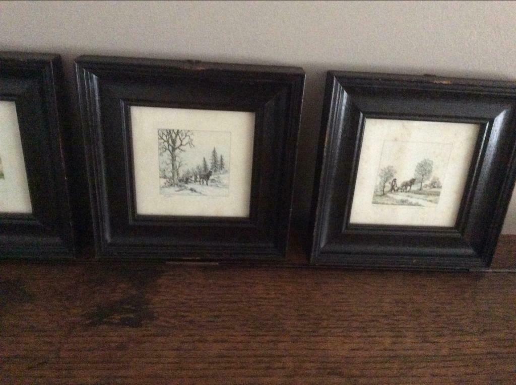 3 kaders met verschillende taferelen.. €10 per stuk.., Antiquités & Art, Enlèvement ou Envoi