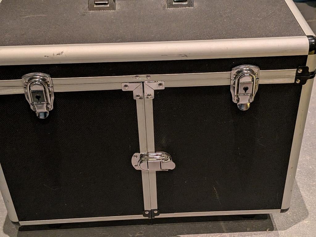 Pedicure koffer / trolley, Ophalen