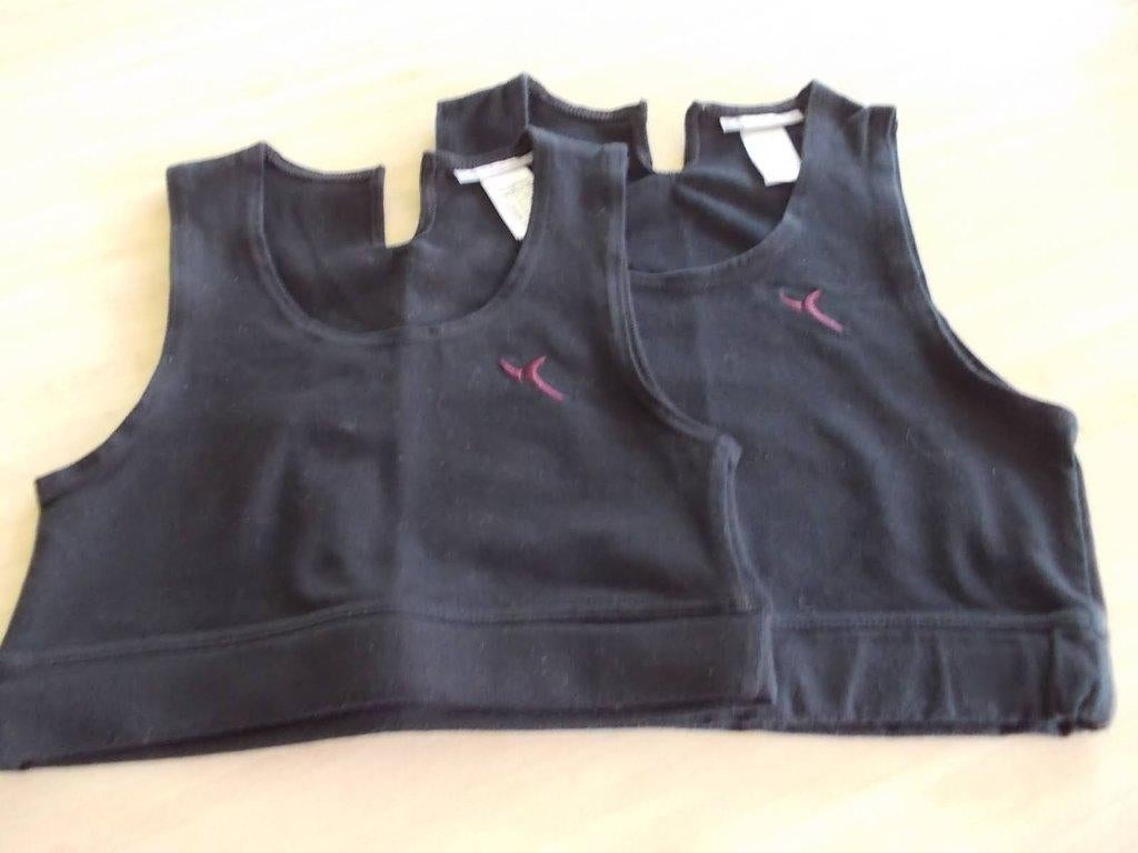 Topje voor Dans & Fitness. 2x. maat 128 en maat 152. Meisje., Sport en Fitness, Ophalen of Verzenden, Zo goed als nieuw, Kleding
