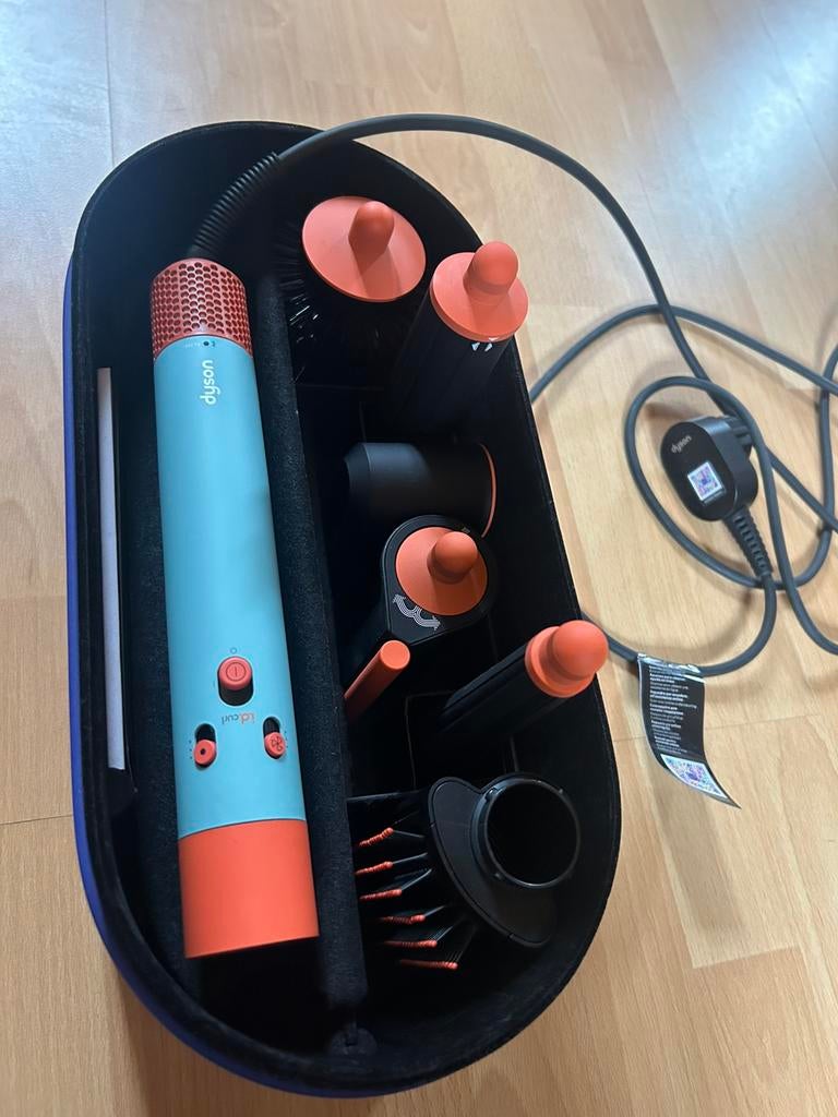 Dyson airwrap i.d straight+wavy, Enlèvement, Comme neuf