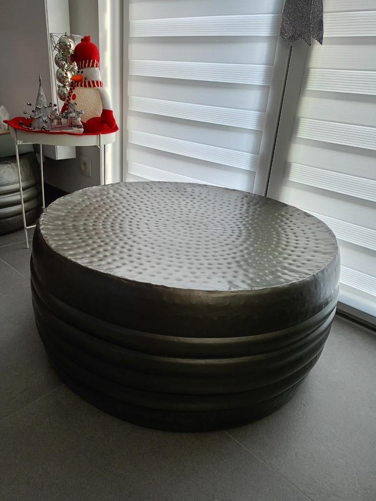 Table métal martelé, Moins de 50 cm, Rond, 50 à 100 cm, Comme neuf