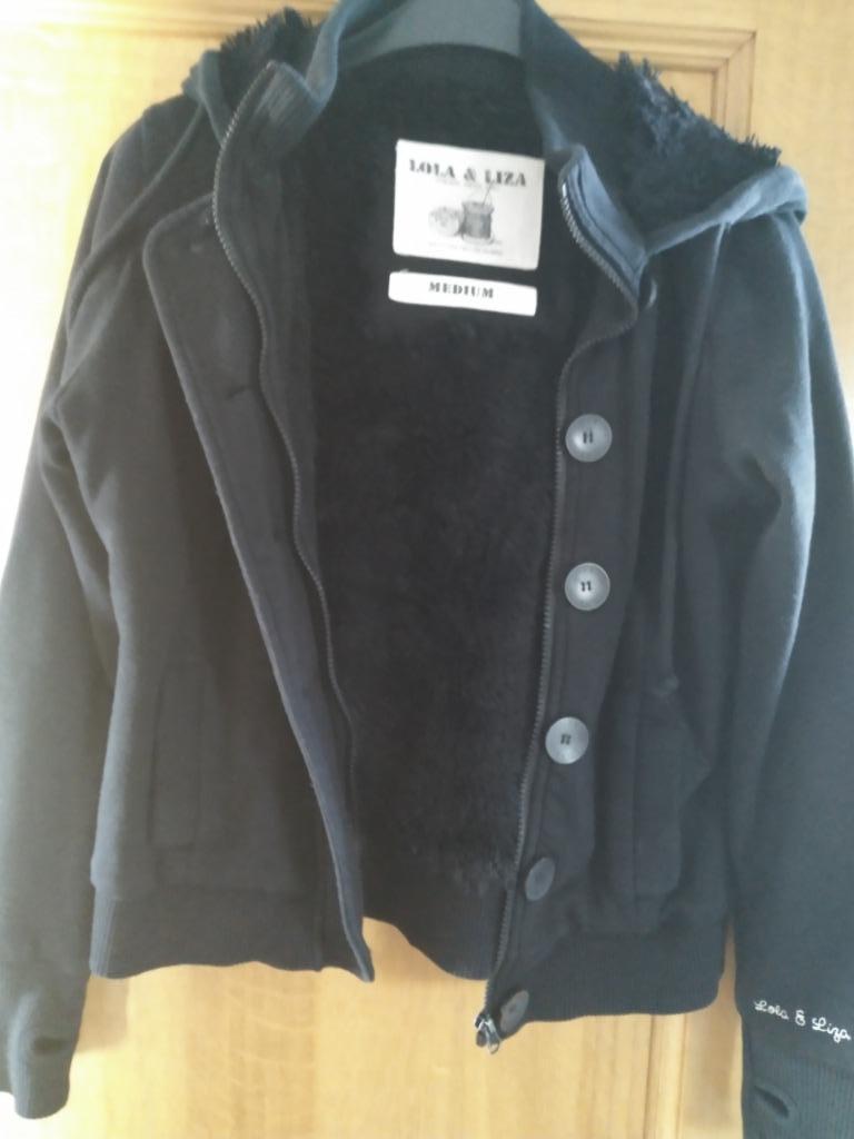 Dikke zwarte trui/vest met kap Lola liza, Taille 38/40 (M), Enlèvement ou Envoi, Lola & Liza, Comme neuf