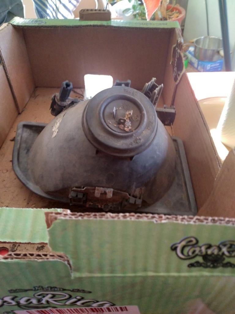 Phare gauche de la Ford Fiesta mk3, Enlèvement ou Envoi, Ford