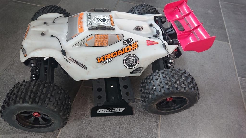 Team corally Kronos xtr, kagama 6s, Enlèvement ou Envoi, Comme neuf