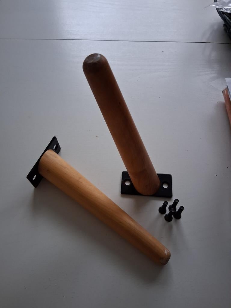 2 pieds pour canapé ou autre meuble en bois 22cm, Maison & Meubles, Canapés | Salons, Enlèvement, Bois