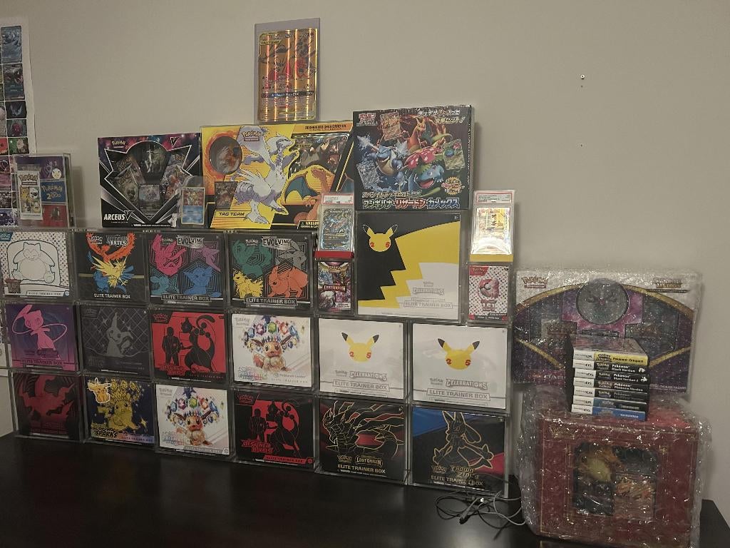La collection scellée Pokémon TCG est recherchée, Hobby & Loisirs créatifs, Jeux de cartes à collectionner | Pokémon, Comme neuf