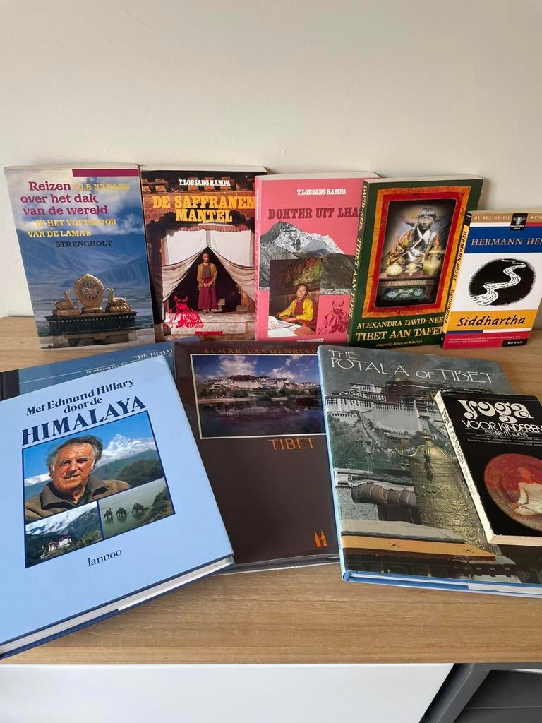 10 boeken over Tibet, Himalaya en Boeddhisme, Ophalen of Verzenden, Zo goed als nieuw