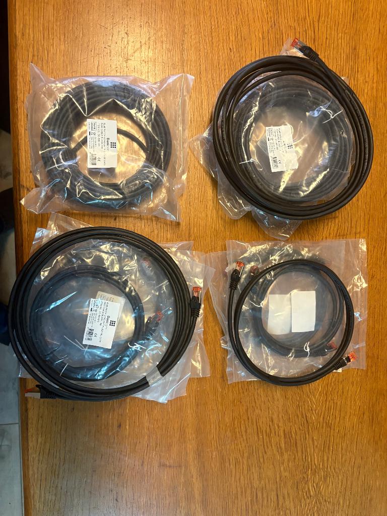 Verschillende lengtes Utp kabel cat6 ftp, Computers en Software, Pc- en Netwerkkabels, Ophalen of Verzenden, Nieuw