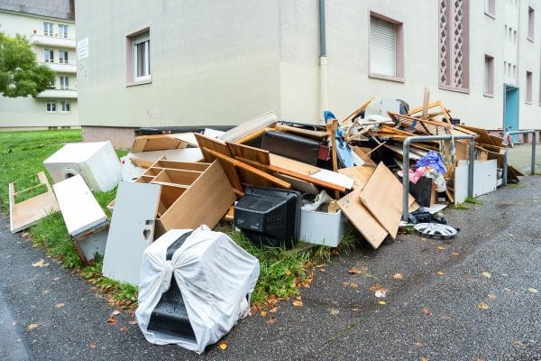 Évacuation de déchets encombrants 0456 87 34 75 WhatsApp, Diversen, Rommelmarktspullen, Ophalen, Gebruikt