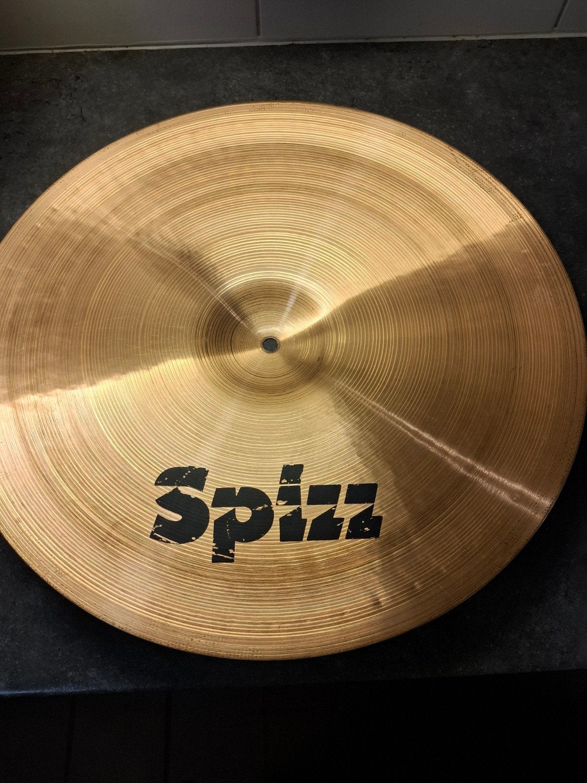 rare Spizz 18 pouces Crash/Ride pour votre batterie à ZGST, Musique & Instruments, Instruments | Accessoires, Enlèvement ou Envoi