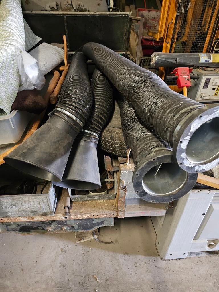 Mobiele lasrook afzuiger merk TEKA met 2 afzuigmonden, Zakelijke goederen, Machines en Bouw | Metaalbewerking, Ophalen