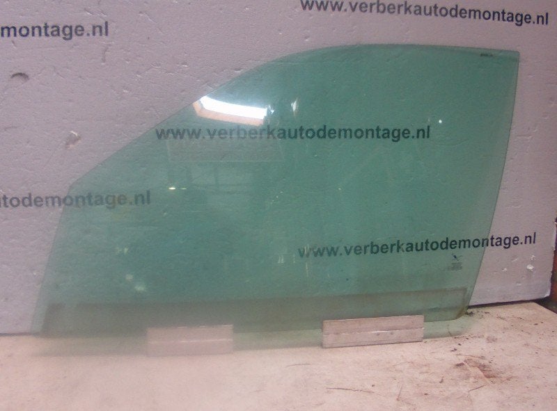 VITRE AVANT GAUCHE Saab 9-5 (YS3E) (01-1997/12-2009), Saab-de-info@saabgroup.com, Marienbergstraße  96
90411  Nürnberg, DE, Utilisé