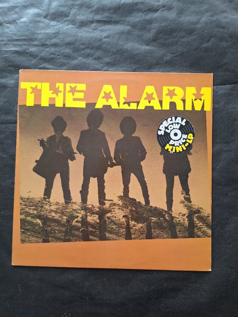 The ALARM "The Alarm" mini LP (1983) IZGS, CD & DVD, Vinyles | Rock, Pop rock, Enlèvement ou Envoi, Comme neuf, Avec pochette intérieure