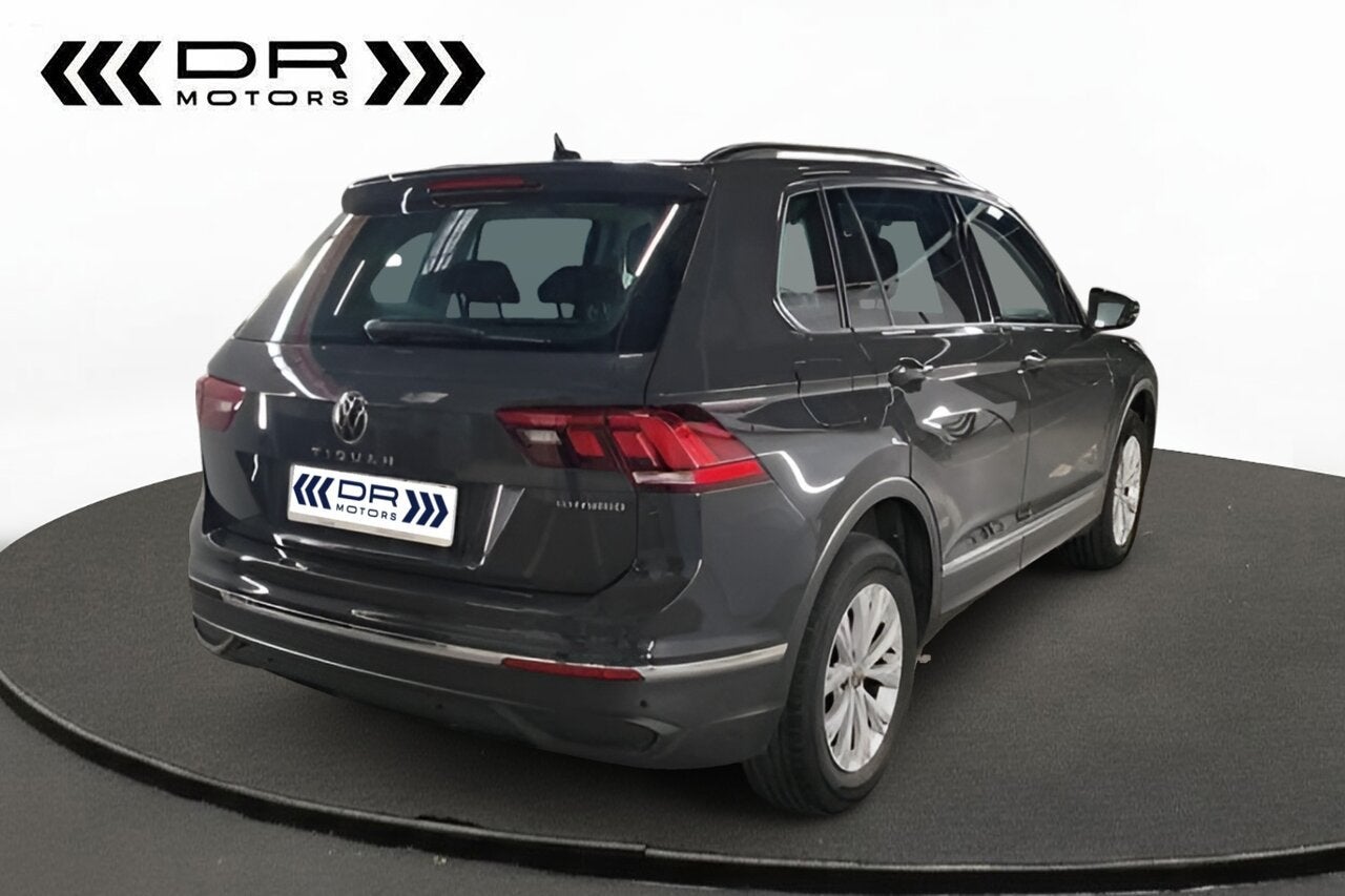 Volkswagen Tiguan 1.4 eHYBRID DSG - CARPLAY - CAMERA, 245 pk, 0 min, 0 kg, 5 zetels