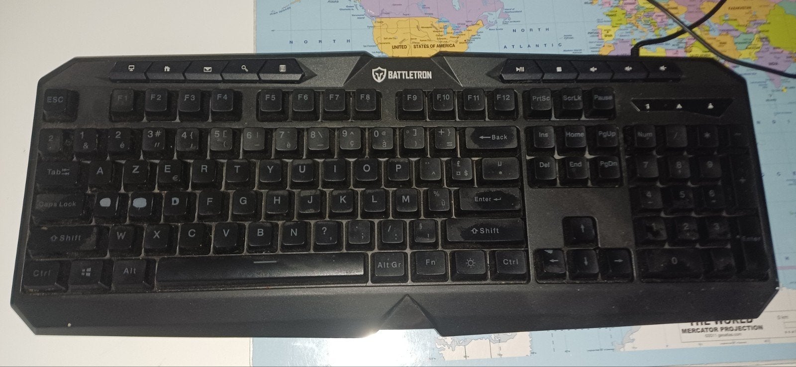 BATTLETRON GAMING KEYBOARD, Computers en Software, Ophalen, Battletron, Gebruikt, Gaming toetsenbord