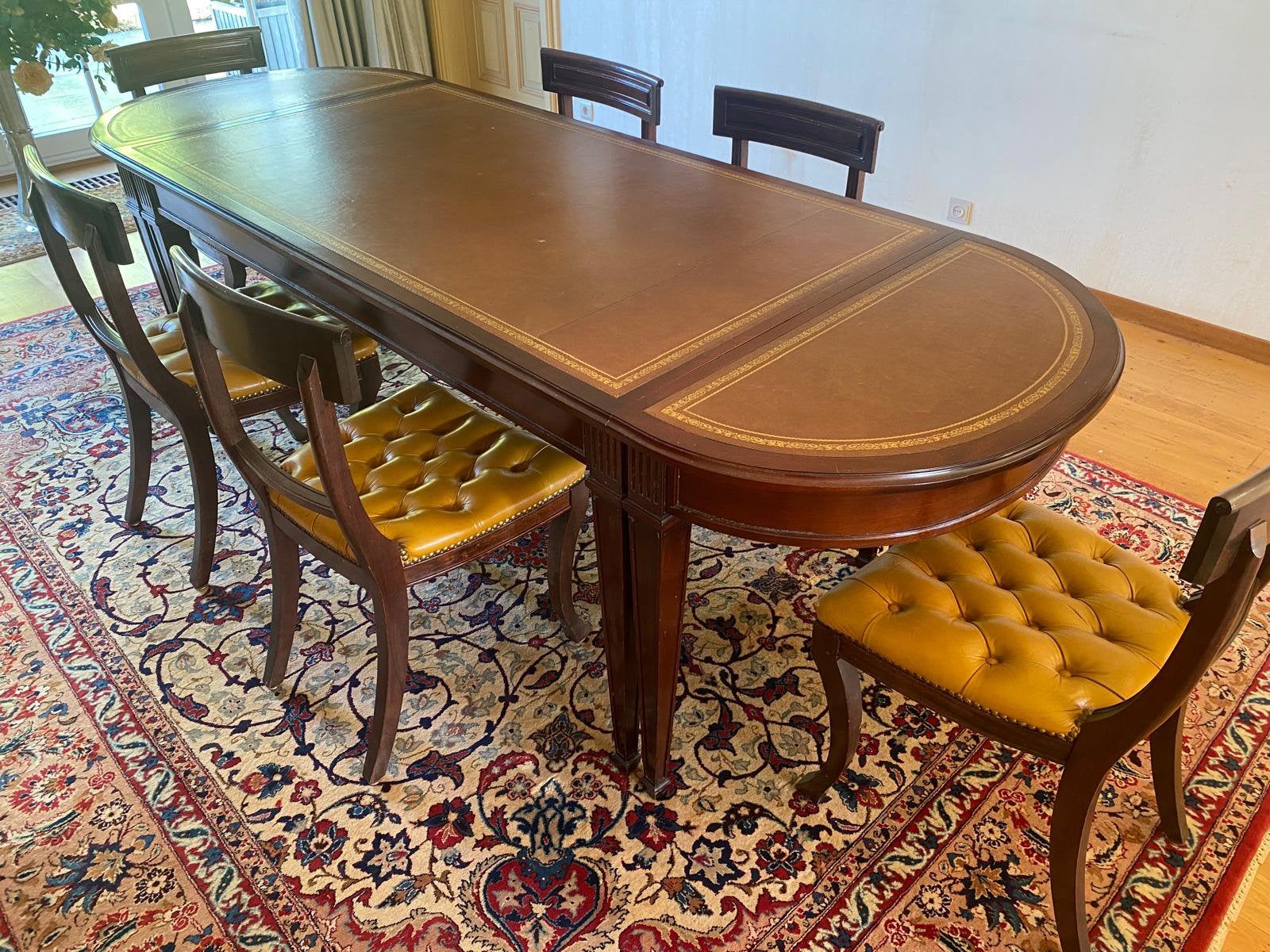 Antieke eettafel, Huis en Inrichting, Tafels | Eettafels, Gebruikt, 200 cm of meer, 50 tot 100 cm, Kersenhout