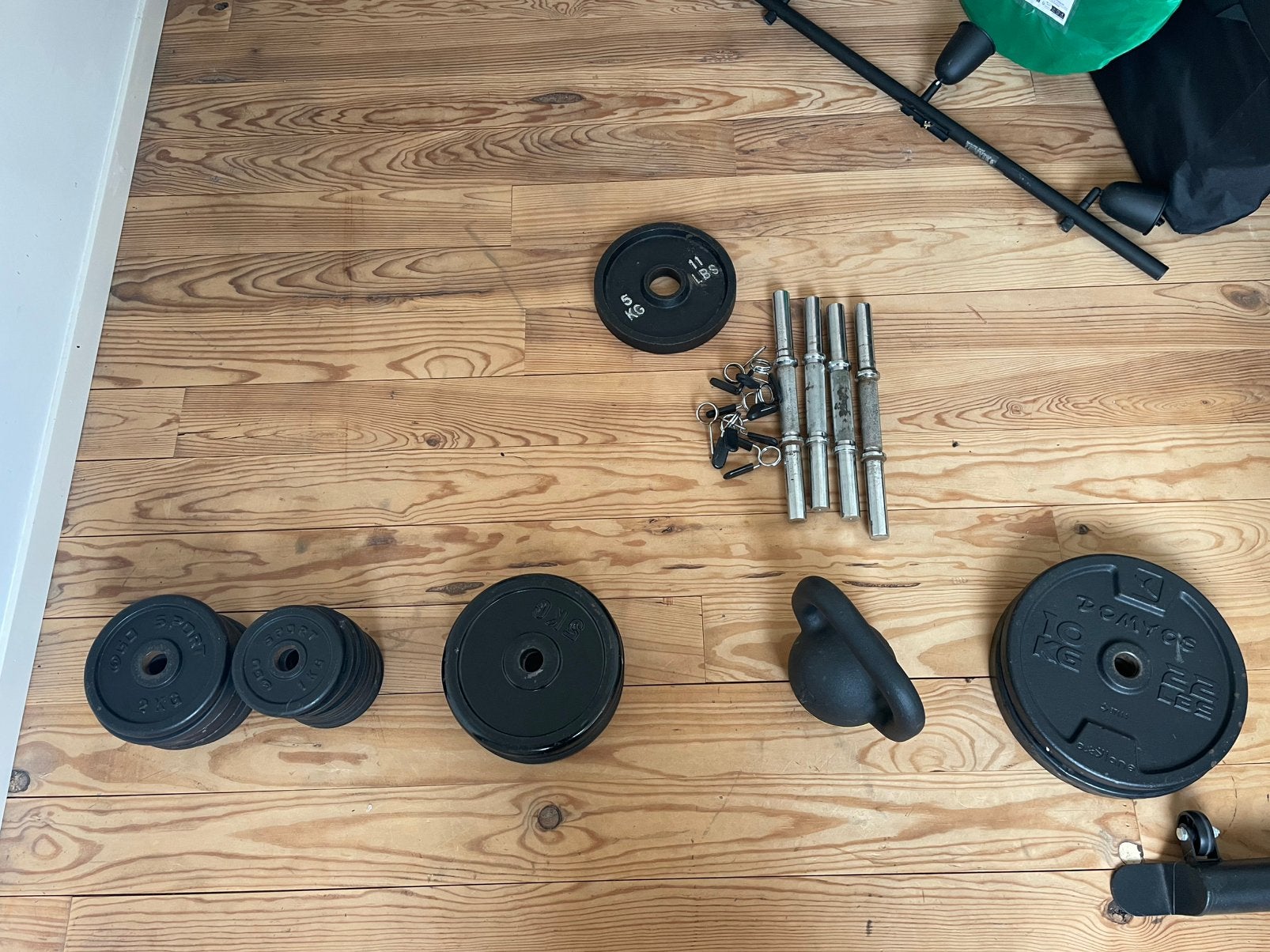 Fitness gewichten + bench + kettlebel 12kg, Sport en Fitness, Ophalen, Gebruikt, Benen, Dumbbell