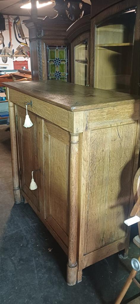 Massieve meidenkast 130x125h,zware kast., Ophalen