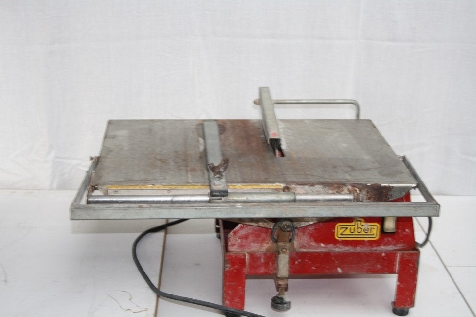 Tegelzaagmachine watergekoeld Zuber Jolly 200, Doe-het-zelf en Bouw, Gereedschap | Zaagmachines, Ophalen, Gebruikt, Afkortzaag