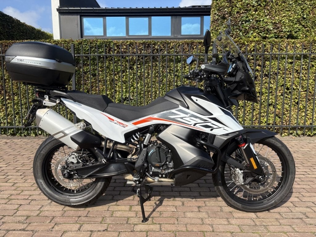KTM 790 Adventure, Motoren, 2 cilinders, 790 cc, Motorrijbewijs A, Meer dan 35 kW
