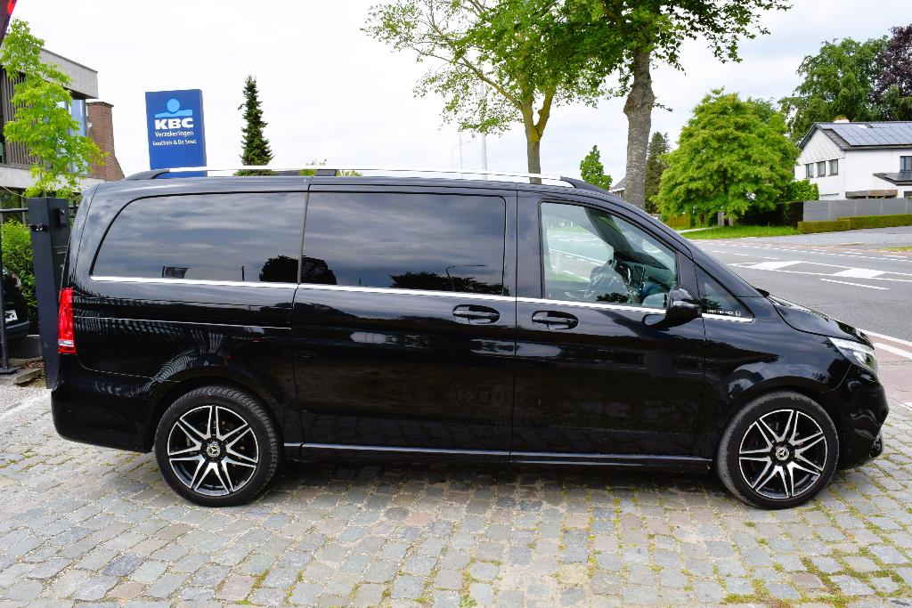 Mercedes V250d/AMG LINE/LICHTE VRACHT/DUBBEL CABINE, Auto's, Automaat, https://public.car-pass.be/vhr/7c859e9a-7e91-4858-b4ba-a23e2d5d4255