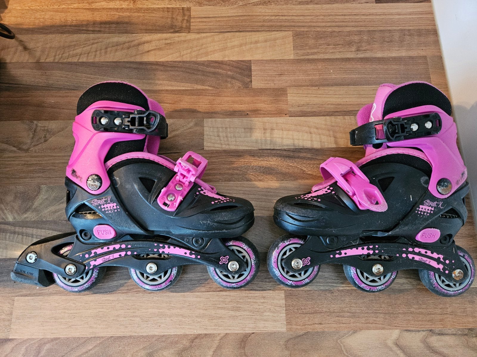 Skates verstelbaar. Maat 26 tot 30, Ophalen, Kinderen, Verstelbaar, Gebruikt