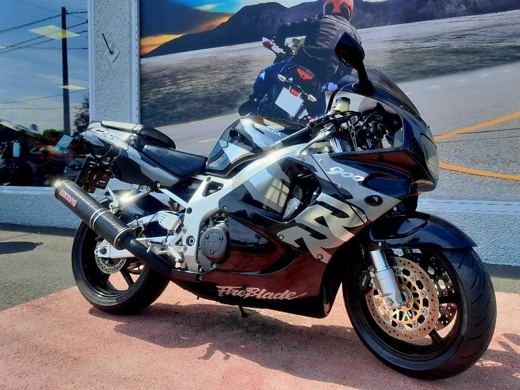 HONDA CBR900RR Garantie 1 ou 2 ans MOTOSD, Motos, Entreprise, Occasion, Plus de 35 kW, Super Sport