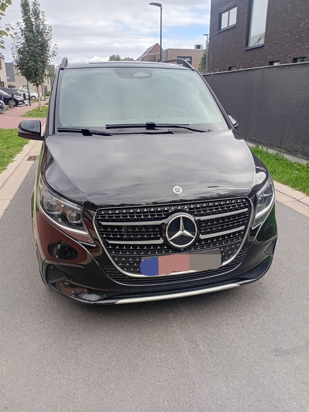 MERCEDES V KLASS 250D 2026, Auto's, Overige Auto's, Automaat, 1998 cc, Monovolume, Zwart