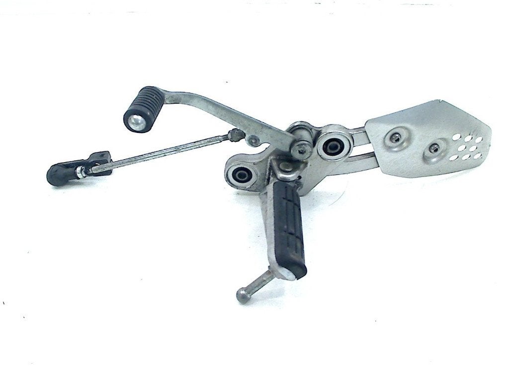 SCHETSPLAAT LINKS VOOR MT 07 2014-2015 (MT07 MT-07 FZ-07), Dhr. S. di Majo, Gebruikt, Info@cama-motorparts.nl, P.J. Troelstraweg 8 8
3144 CX  MAASSLUIS, NL