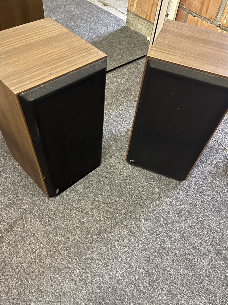 tuner ITT 5501 hifi met 2 boxen, Enlèvement, Utilisé