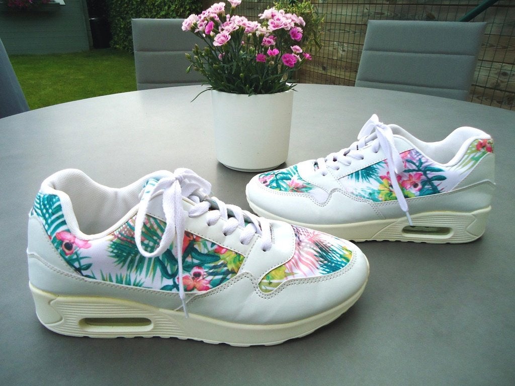 Sneakers - fleurs, Vêtements | Femmes, Chaussures, Enlèvement ou Envoi, Comme neuf, Sneakers et Baskets