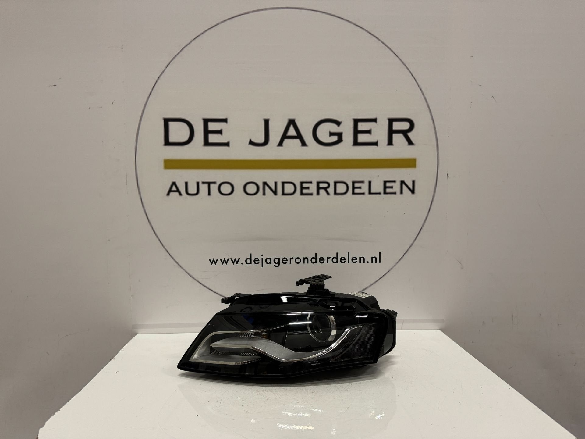 AUDI A4 B8 XENON LED KOPLAMP LINKS 8K0941003C 2008-, Auto-onderdelen, Gebruikt, AUDI AG, Auto-Union-Strasse 1
85045  Ingolstadt, DE