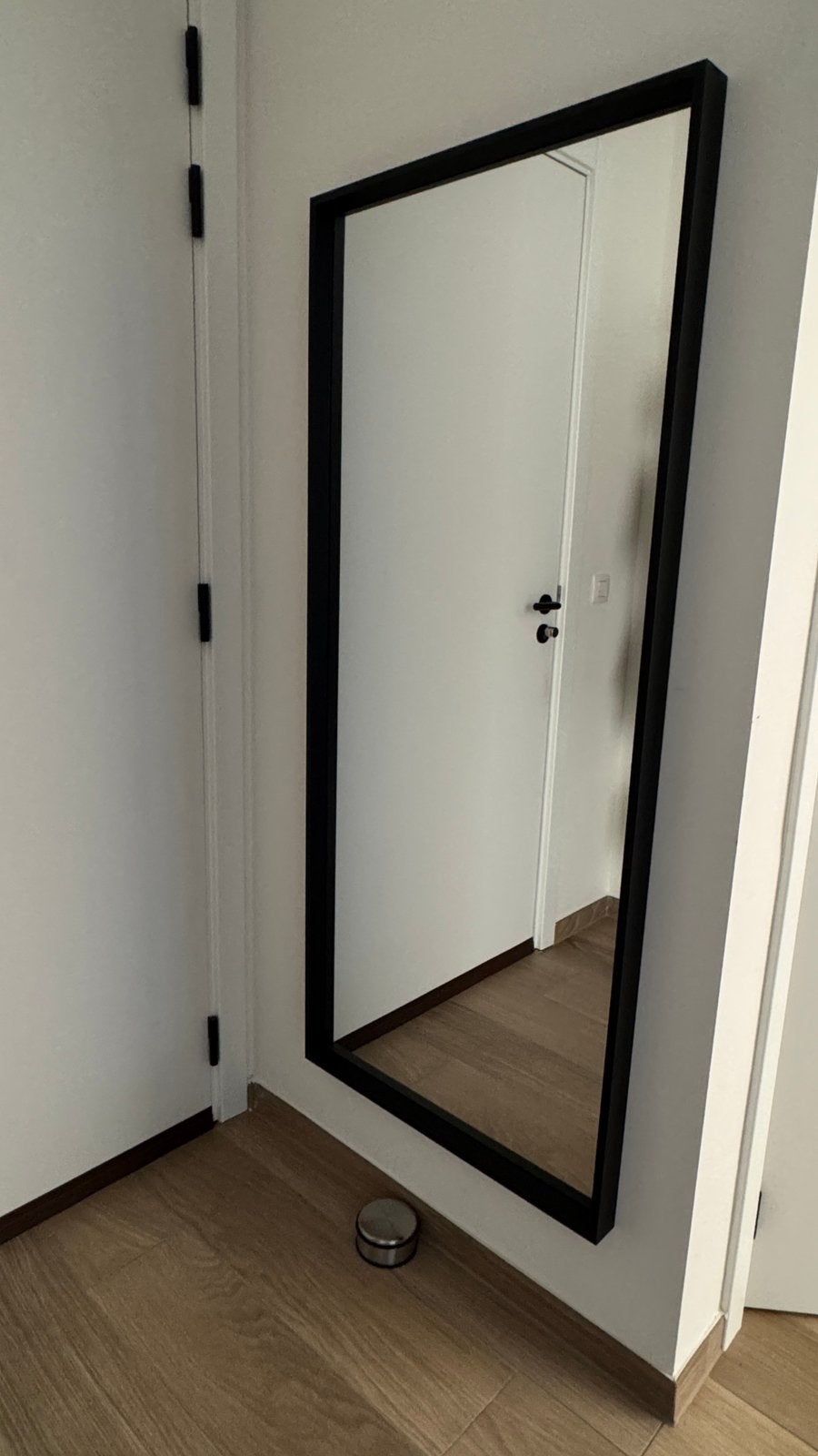 Ikea Nissedal Spiegel zwart, Huis en Inrichting, Ophalen, Zo goed als nieuw