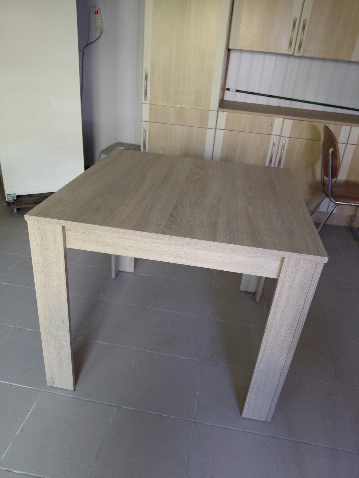 Tafel, Enlèvement