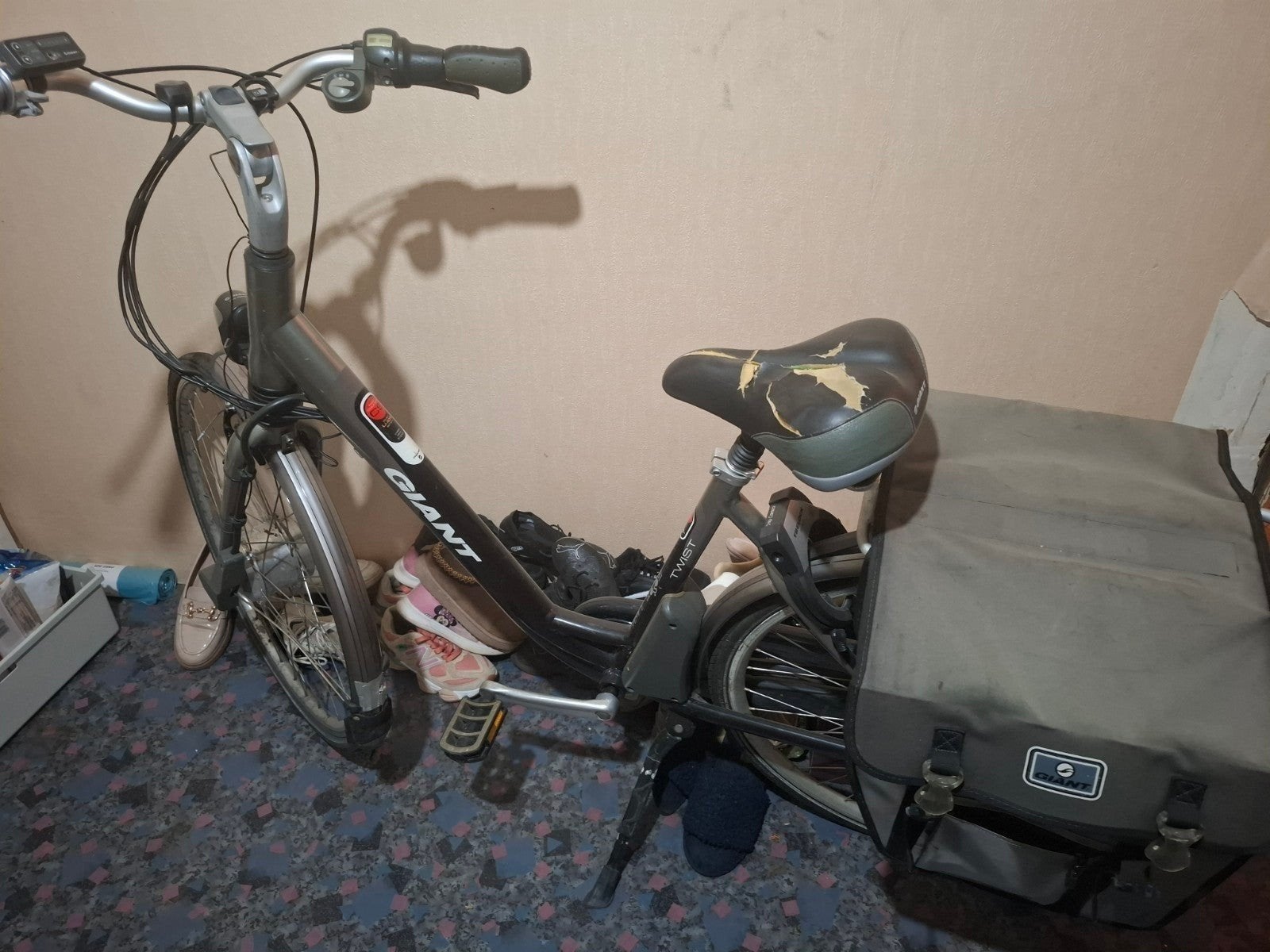 Giant Elektrische fiets te koop, Ophalen, 30 tot 50 km per accu, Giant