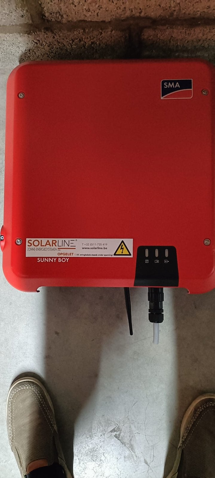 Omvormer, Doe-het-zelf en Bouw, Zonnepanelen en Toebehoren, Ophalen, Zo goed als nieuw