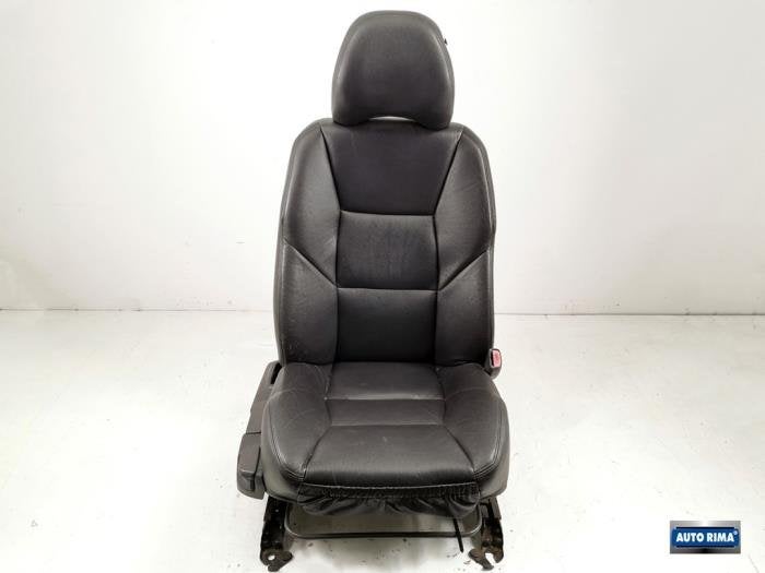 Siège droit d'un Volvo V70, -, 3 mois de garantie, -, -