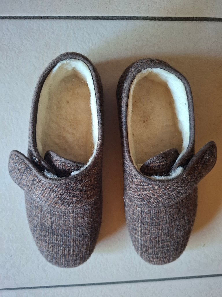 Pantoffels, Kleding | Heren, Schoenen, Ophalen, Bruin, Zo goed als nieuw, Pantoffels of Sloffen