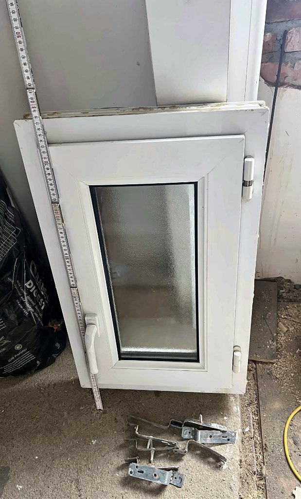 Fenêtre en PVC blanc 44 x 71 verre dépoli double vitrage, Bricolage & Construction, Double vitrage, Comme neuf, Fenêtre de façade ou Vitre
