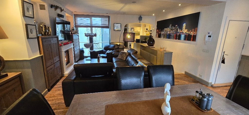 Duplex canadien exclusif de 2 chambres — à Ostende, Immo, Maisons à vendre, Ostende, Oostende, 2 pièces, Appartement