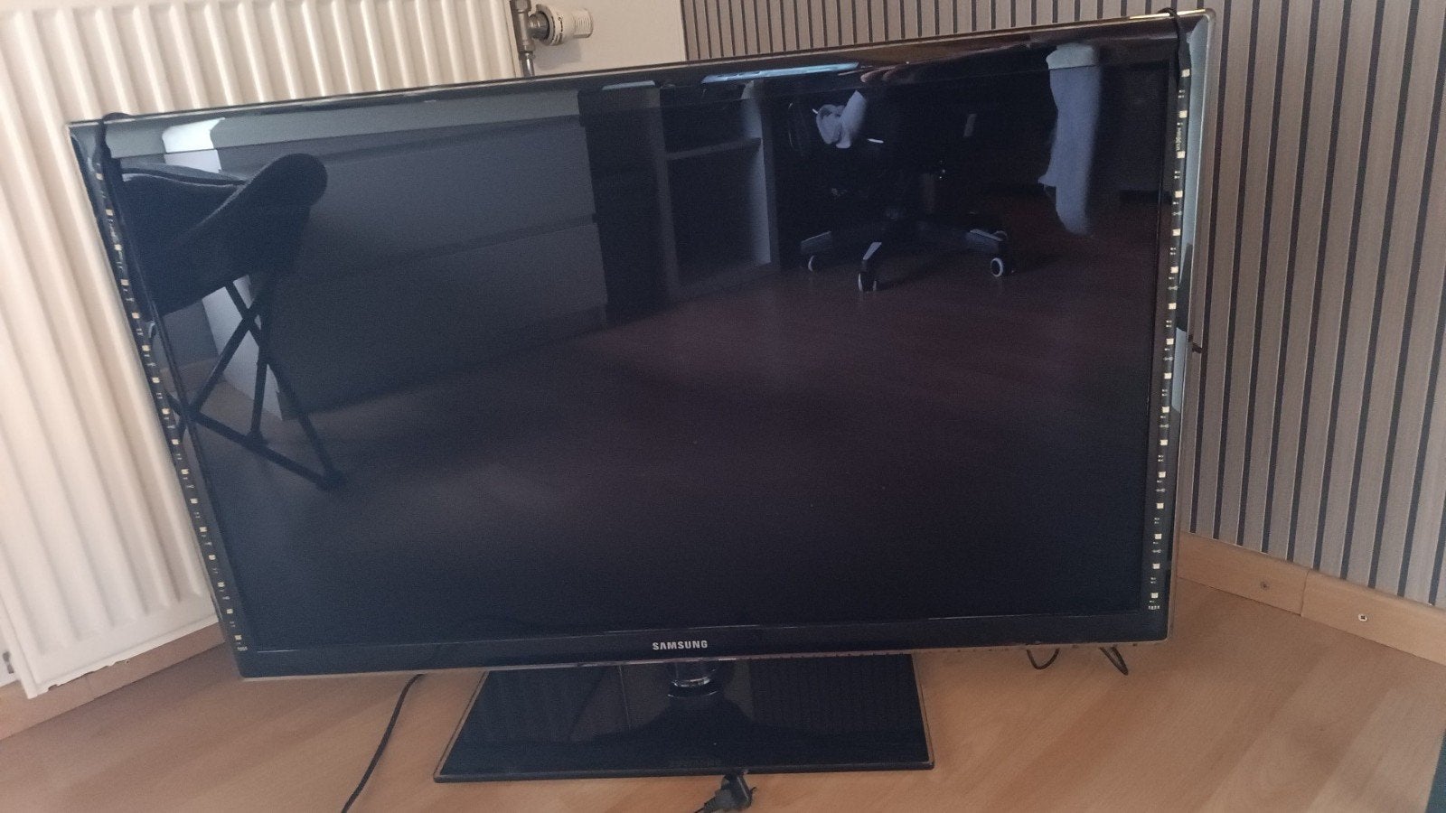 Écran plat Samsung 110cm, Enlèvement, Comme neuf, 100 cm ou plus, Samsung